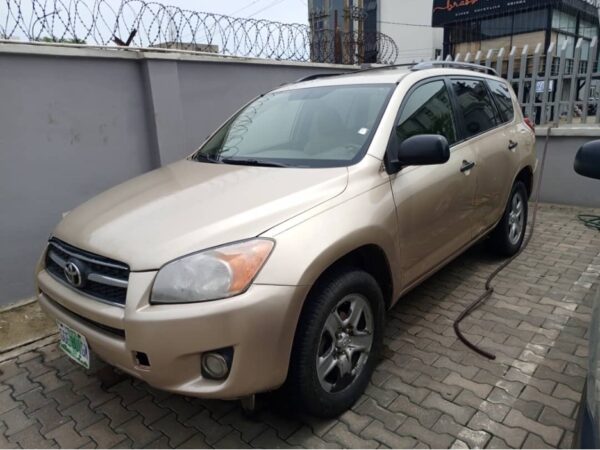 Toyota Rav4 2010