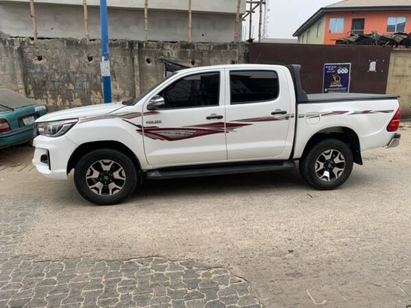 Toyota Hilux (Port Harcourt)