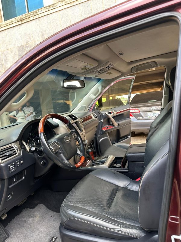 2020 Lexus Gx460 - Image 5