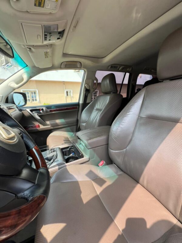 2019 Upgraded Lexus GX460 - Image 9