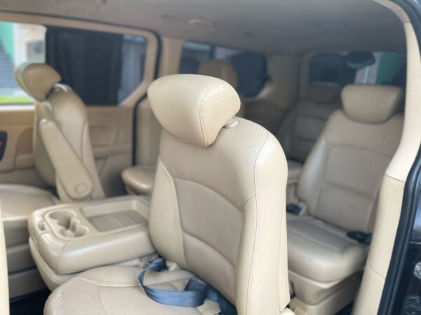 2009 Hyundai H1 Bus - Image 4