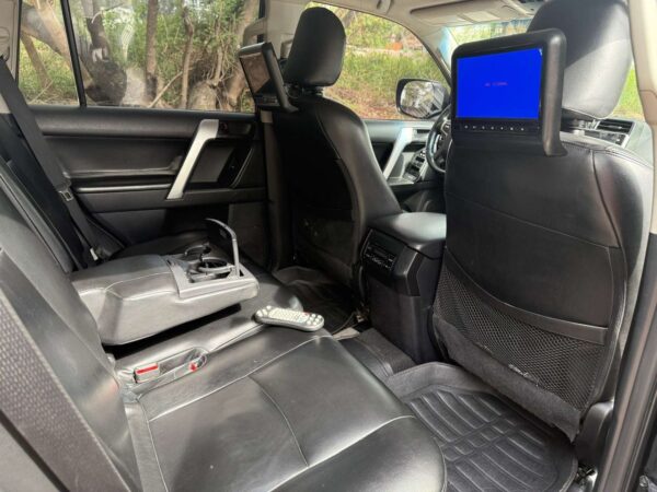 2020 Toyota Prado - Image 6