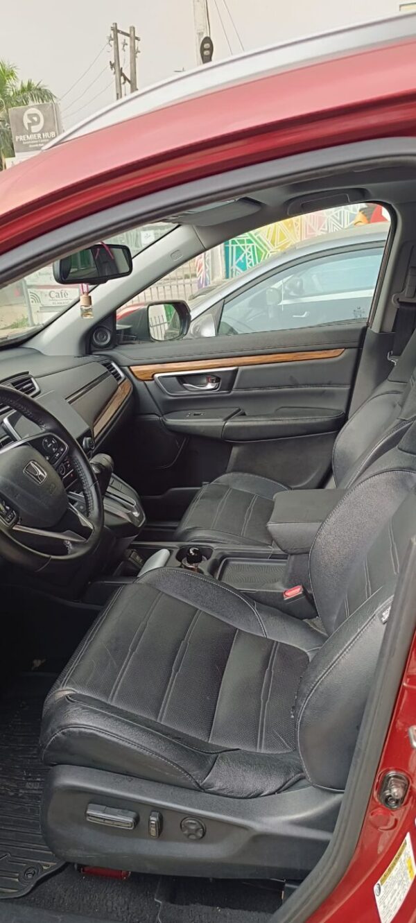 2018 Honda CRV - Image 6