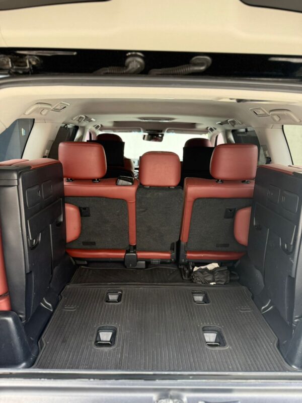 2018 Lexus LX570 - Image 7