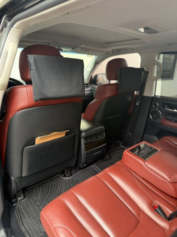 2018 Lexus LX570 - Image 4