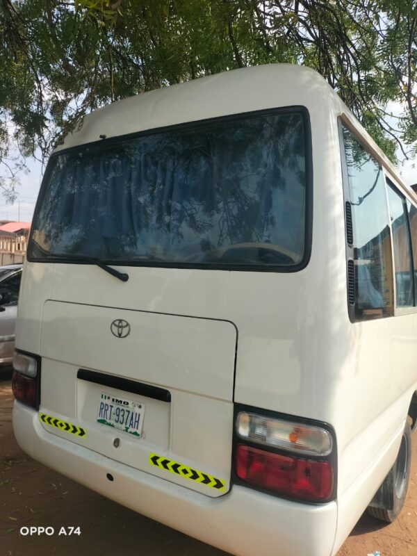 2015 Coaster Bus - Image 3