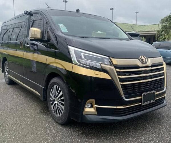 2021 Toyota Granvia Premium Bus (8 Seater)