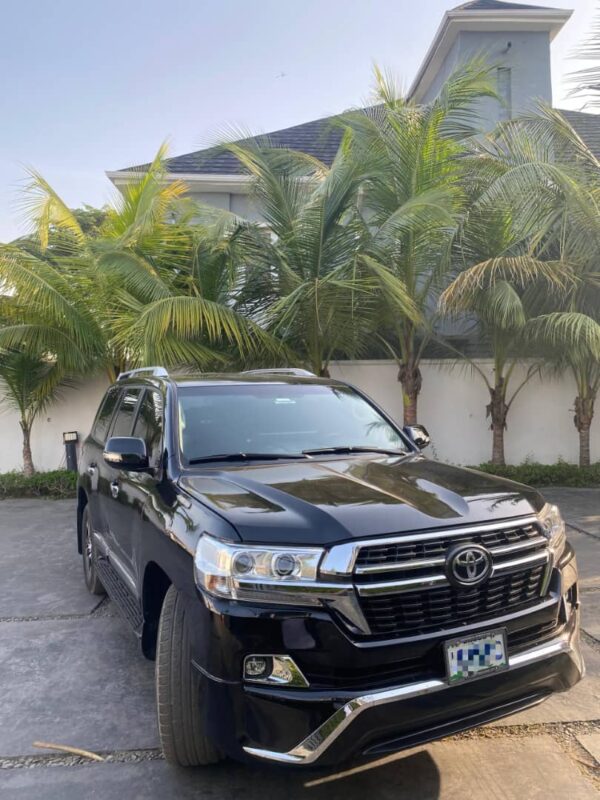 2020 Toyota Landcruiser