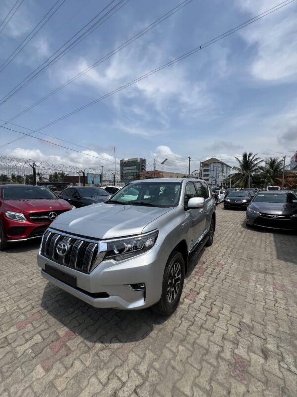 2022 Upgraded Toyota Prado - Image 5