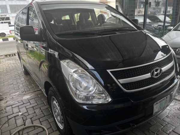 2015 Hyundai H1 Bus - Image 9