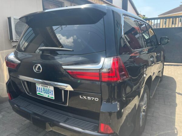 2021 Lexus LX570 - Image 2