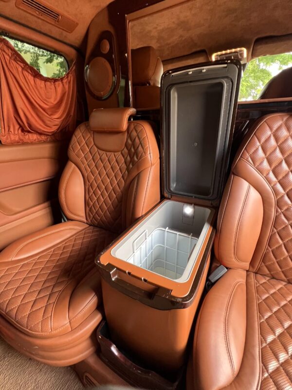 2020 Direct Mercedes Viano Bus - Image 6