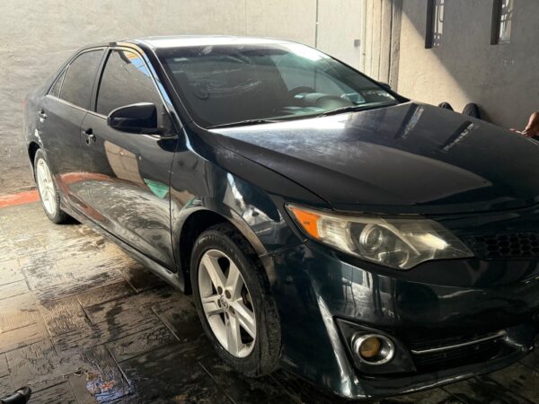 2013 Toyota Camry - Image 5