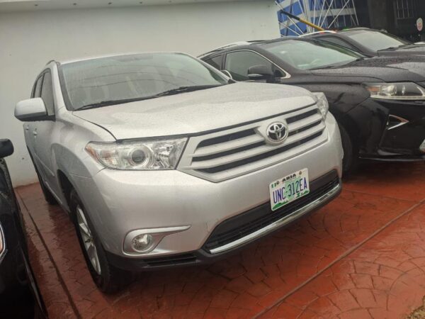 2011 Toyota Highlander (Abia)