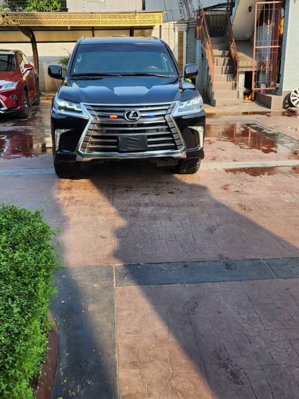 2020 Upgraded Lexus LX570 (Port Harcourt)