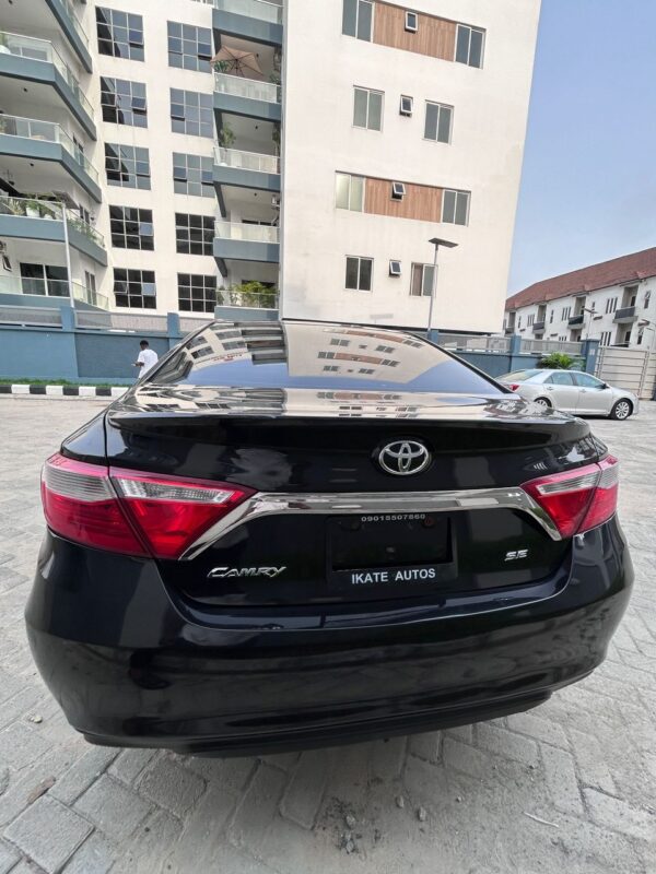 2016 Toyota Camry - Image 8