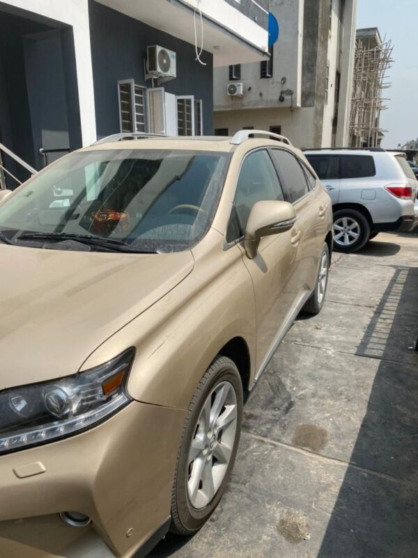 2010 Lexus RX350 - Image 5