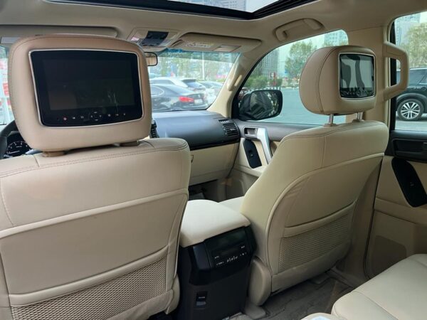 2015 Toyota Prado - Image 7