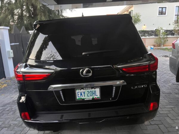 2018 Lexus LX570 - Image 2