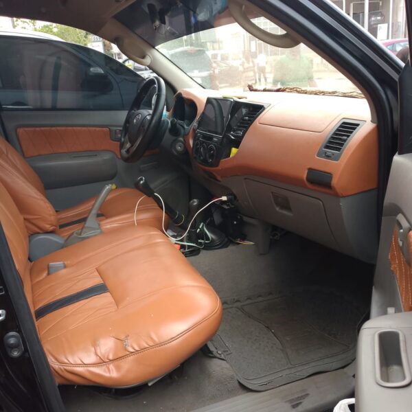 2020 Upgraded Toyota Hilux - Image 5