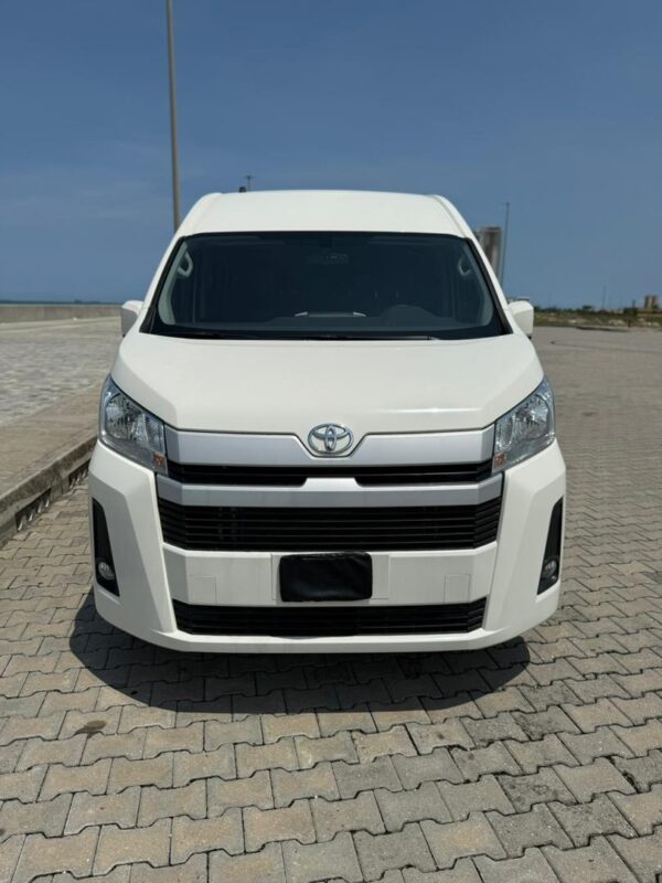 2023 Toyota Hiace Bus