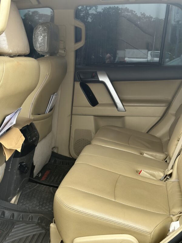 2022 Upgraded Toyota Prado - Image 8