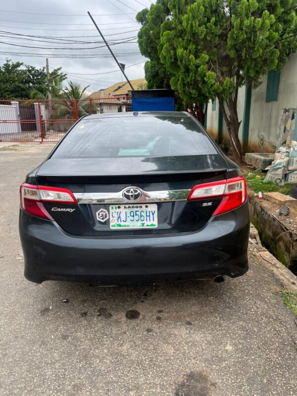 2012 Toyota Camry - Image 3