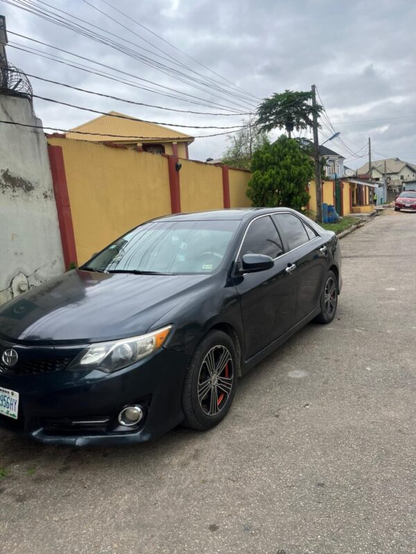 2012 Toyota Camry - Image 2