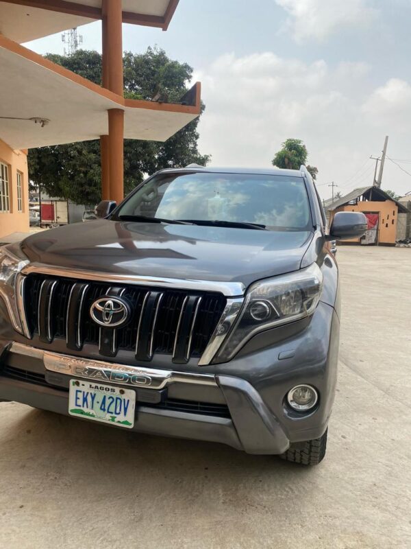 2015 Toyota Prado