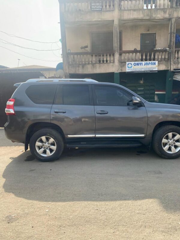 2015 Toyota Prado - Image 4