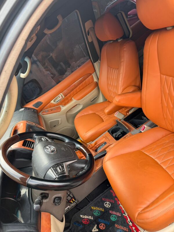 2022 Upgraded Toyota Prado - Image 5