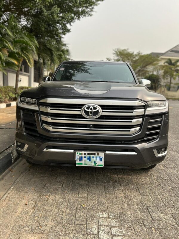 2023 Toyota Landcruiser