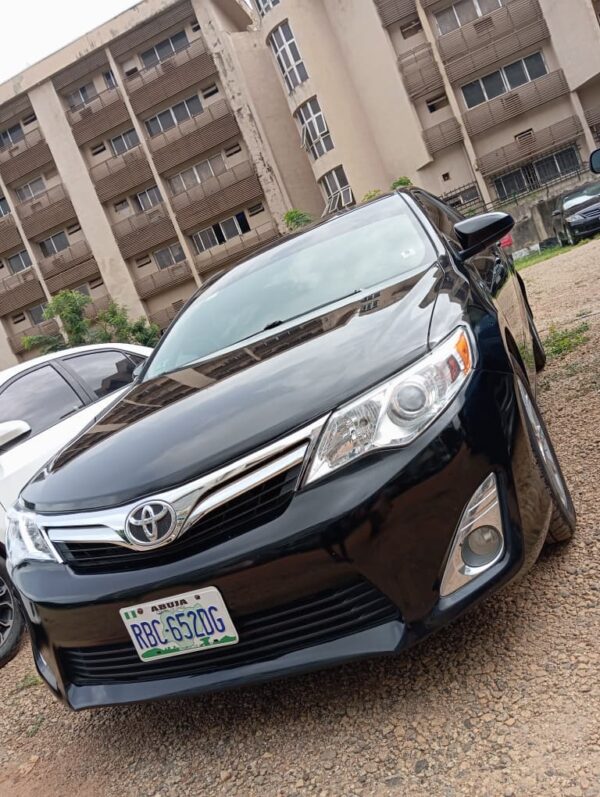 2013 Toyota Camry (Abuja)