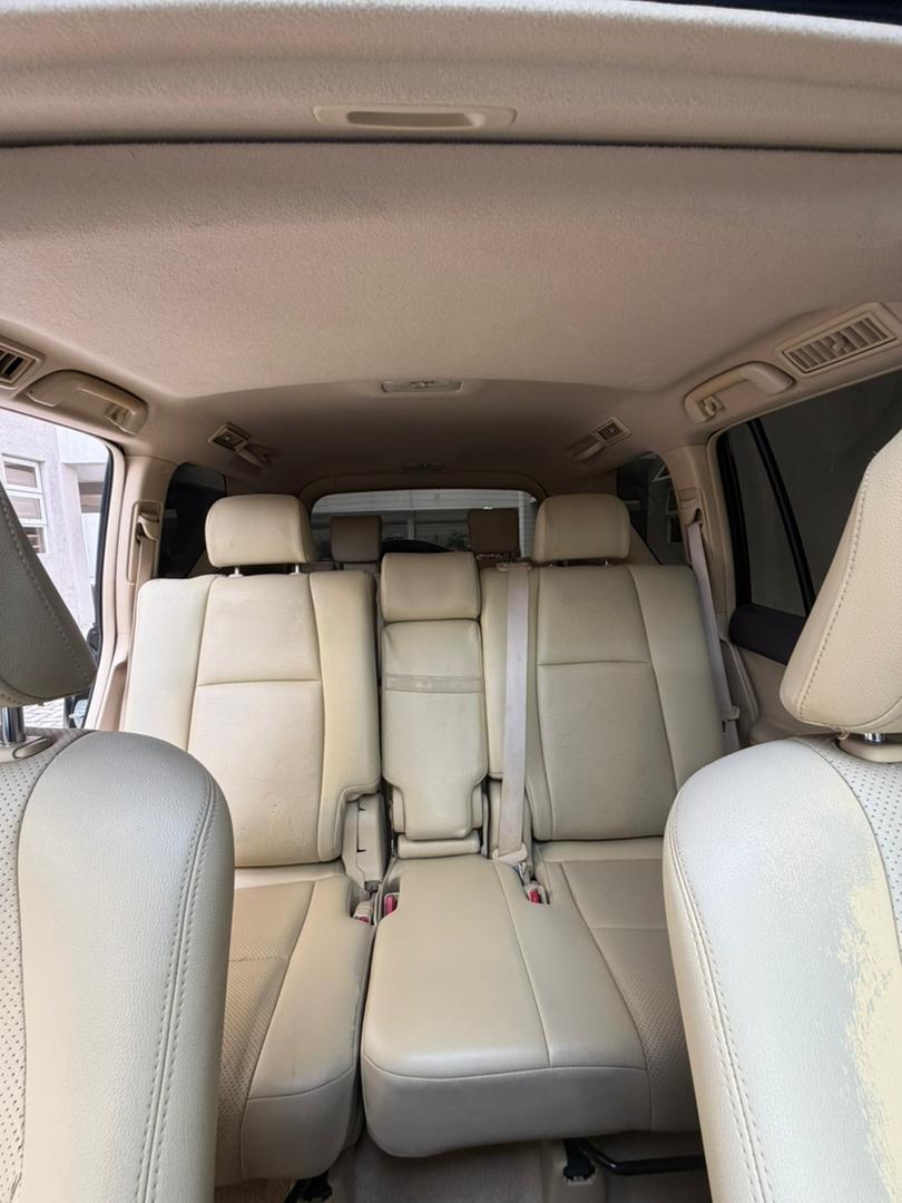 2016 Toyota Prado - Image 7